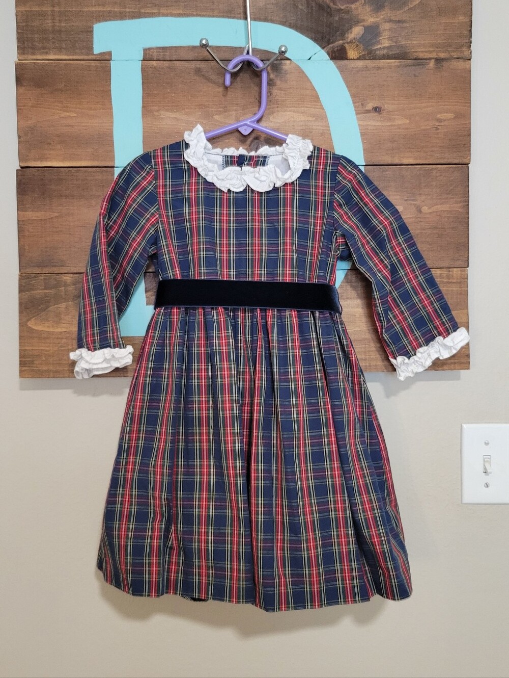 La Coqueta girls tartan cotton Long Sleeve Ruffled Neckline dress size 5Y
